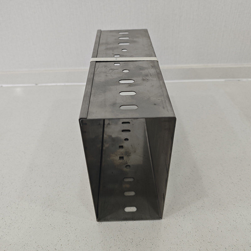 Hệ thống thùng cáp thép galvanized chống cháy tường / sàn gắn với đầu nối