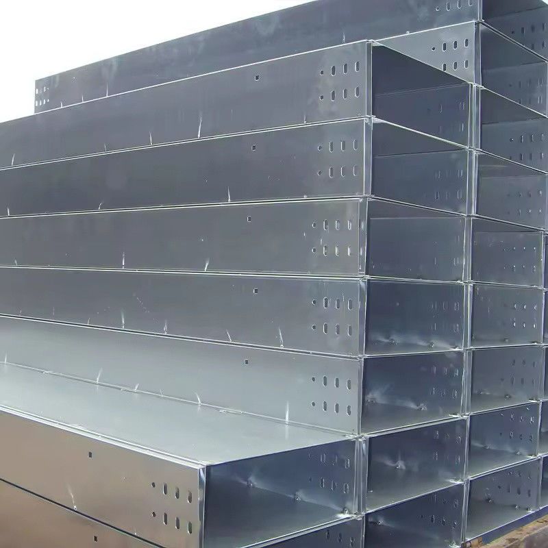 Thép tùy chỉnh Trough Type Cable Tray Độ cao điều chỉnh Bạc kết thúc tường gắn