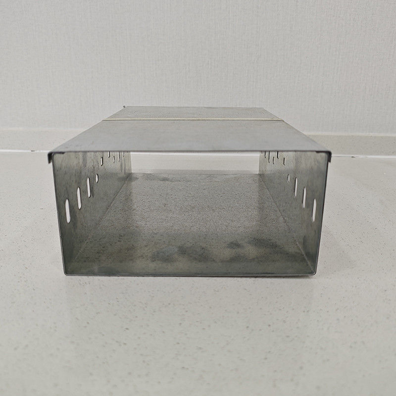 Chống cháy cao Solid Bottom Type Cable Tray Độ dài tùy chỉnh cho nội thất