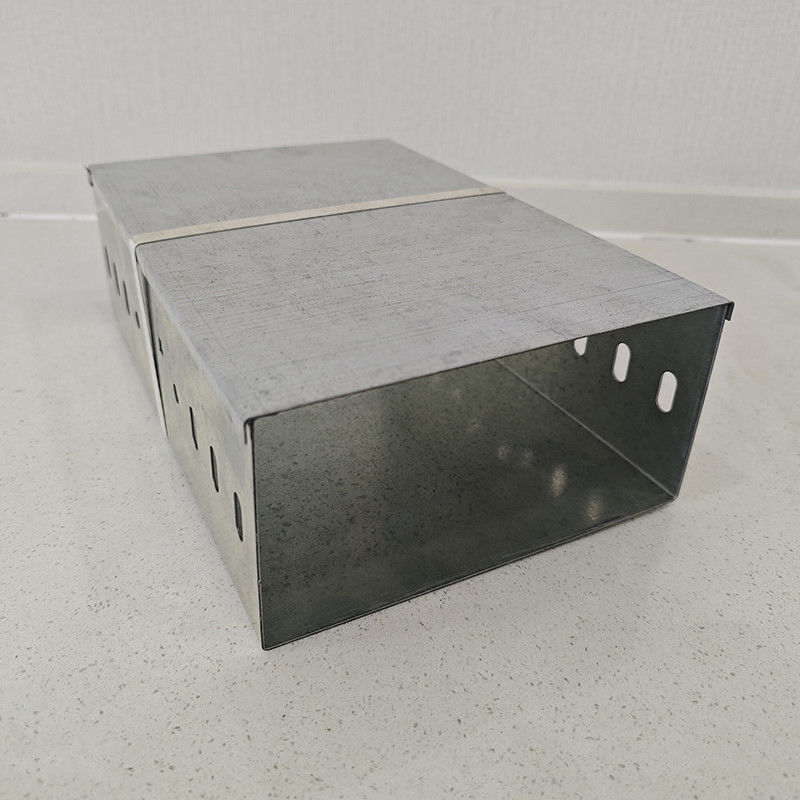 Thang cáp đáy bằng bạc rắn với khả năng chịu cháy cao dựa trên kích thước