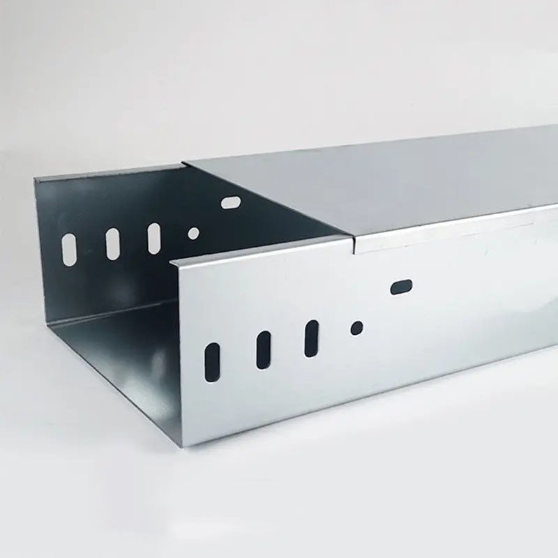 Thang cáp galvanized không cháy tùy chỉnh chiều dài đáy rắn Thang cáp với đầu nối